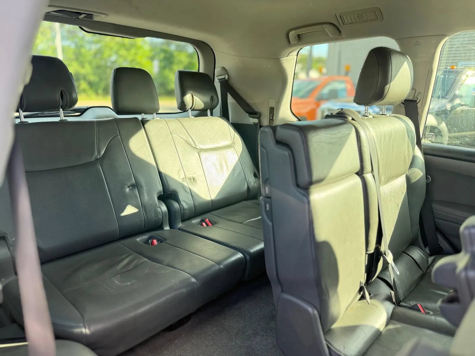 Used 2008 Lexus LX 570 4WD image 33