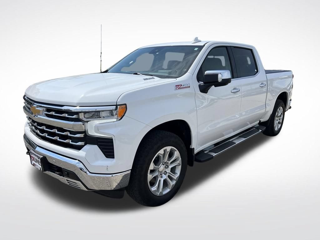 Used 2023 Chevrolet Silverado 1500 LTZ w/ Technology Package AWD/4WD image 5