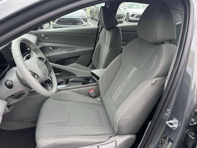 New 2026 Hyundai Elantra Sport w/ Cargo Package FWD image 19
