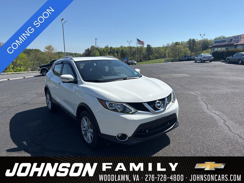Used 2017 Nissan Rogue Sport SV w/ SV Premium Package AWD/4WD image 1
