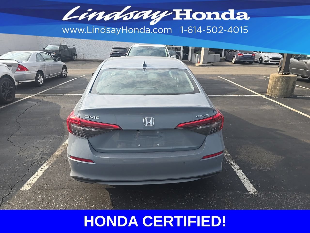 Used 2023 Honda Civic Touring image 3