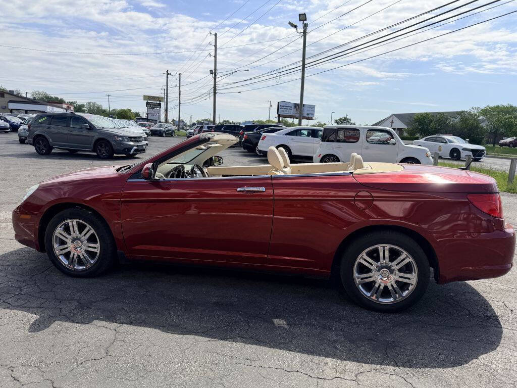 Used 2009 Chrysler Sebring Limited FWD image 17
