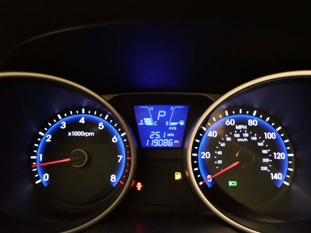 Used 2013 Hyundai Tucson GL FWD image 4
