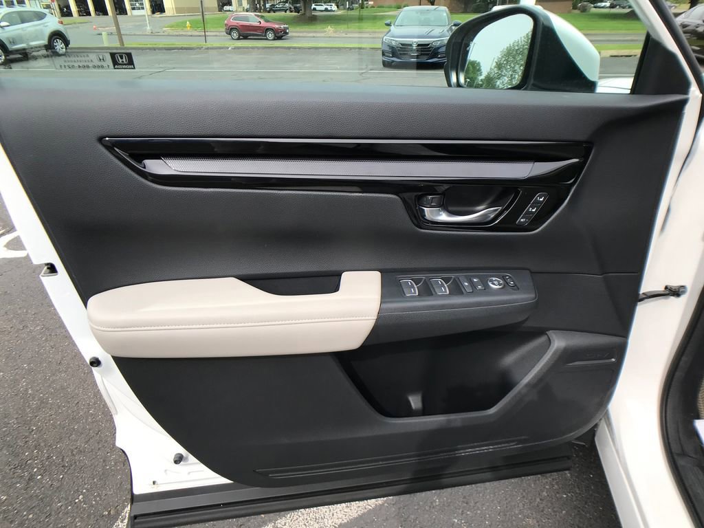 Certified 2025 Honda CR-V EX-L image 17