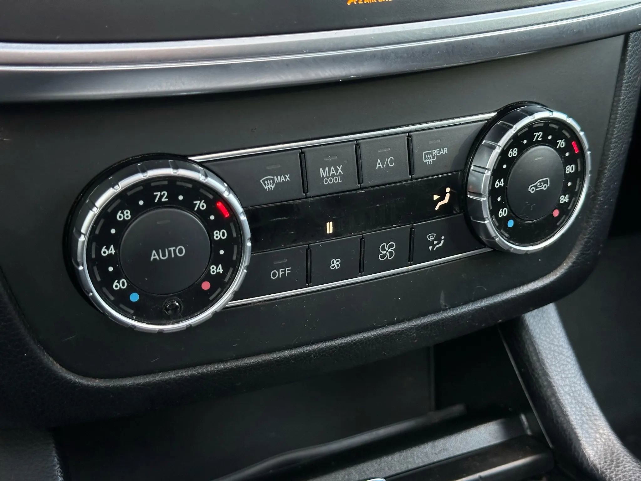 Used 2012 Mercedes-Benz ML 350 4MATIC image 36