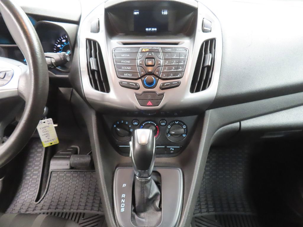 Used 2018 Ford Transit Connect XLT image 17
