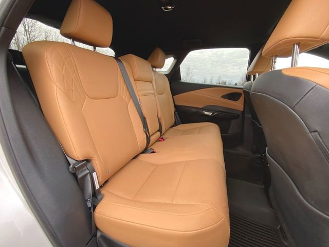 Used 2023 Lexus RX 350 Premium w/ Accessory Package AWD/4WD image 26