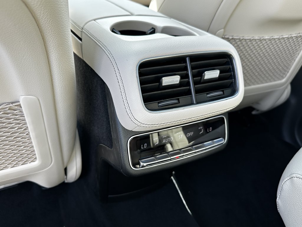 New 2026 Mercedes-Benz GLS 450 4MATIC image 26