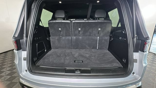 Used 2022 Jeep Wagoneer Series II w/ Rear Seat Video Group 1 RWD image 28