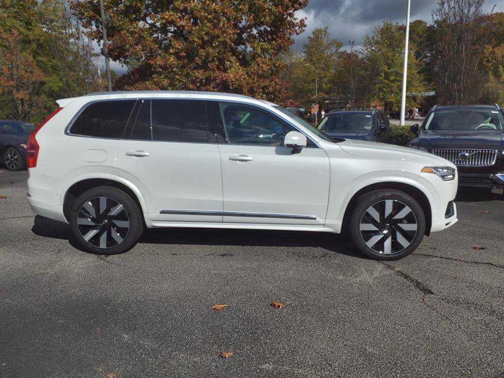 New 2025 Volvo XC90 T8 Plus w/ Protection Package Premier image 2