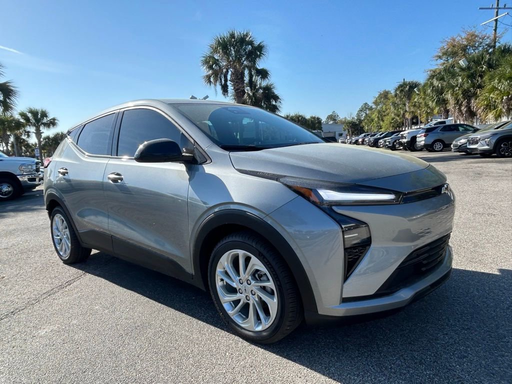 New 2027 Chevrolet Bolt LT w/ Comfort Package image 9