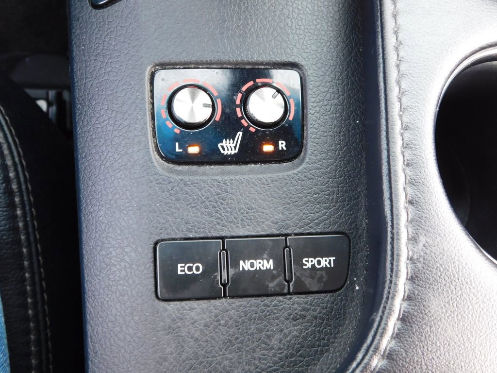 Used 2018 Toyota Avalon XLE Premium w/ Protection Package image 36