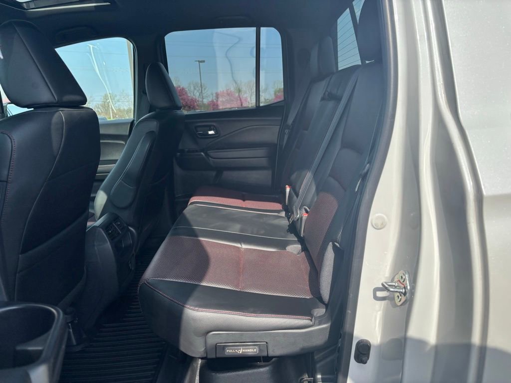 Used 2023 Honda Ridgeline Black Edition image 17
