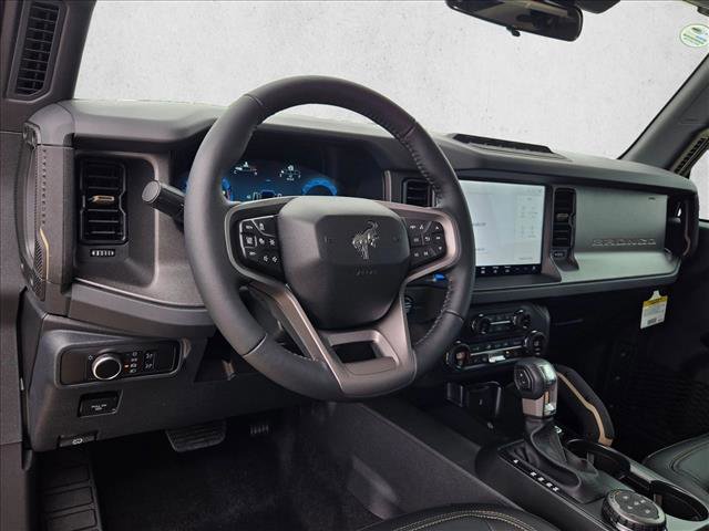 New 2026 Ford Bronco Badlands AWD/4WD image 3