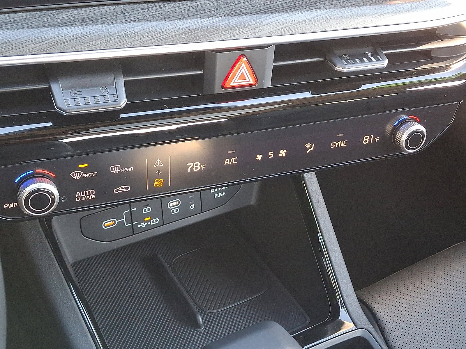 Used 2025 Kia K5 EX image 16