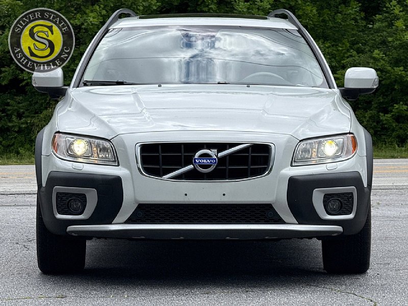 Used 2013 Volvo XC70 T6 AWD/4WD image 2