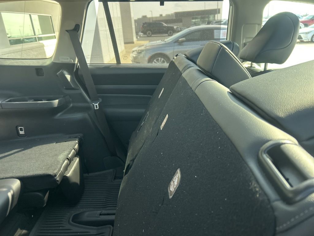 Used 2024 Toyota Grand Highlander Limited image 5