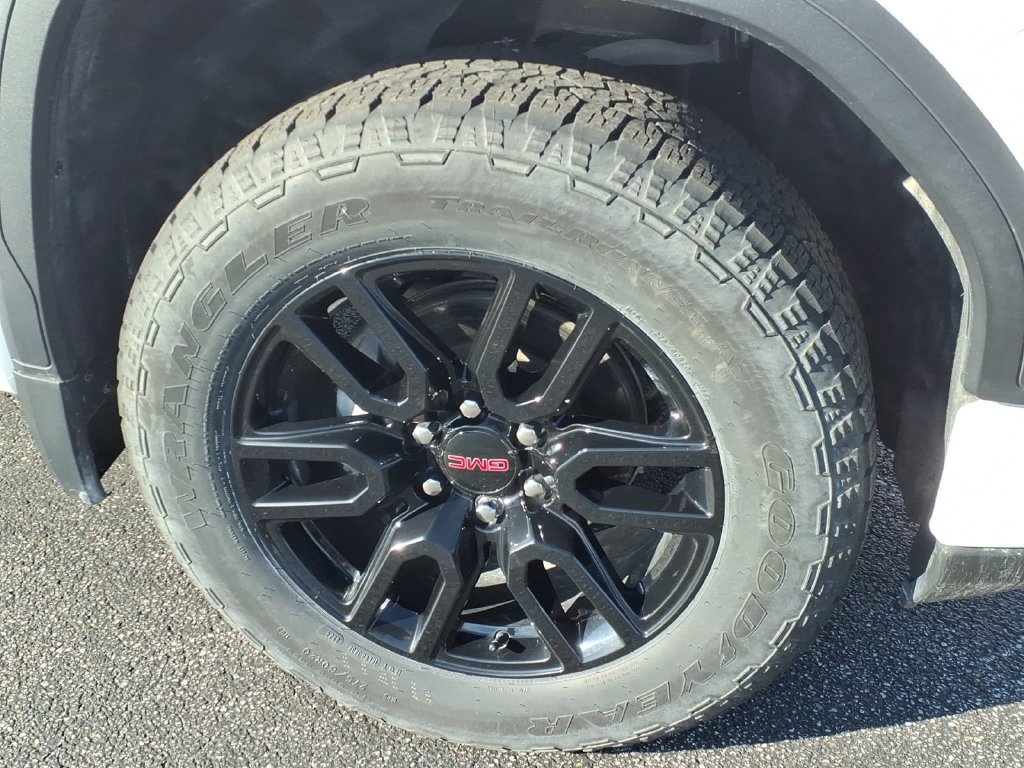 Used 2024 GMC Sierra 1500 Elevation AWD/4WD image 15