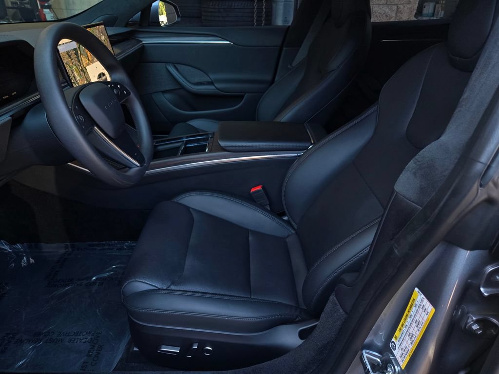 Used 2025 Tesla Model S AWD/4WD image 17