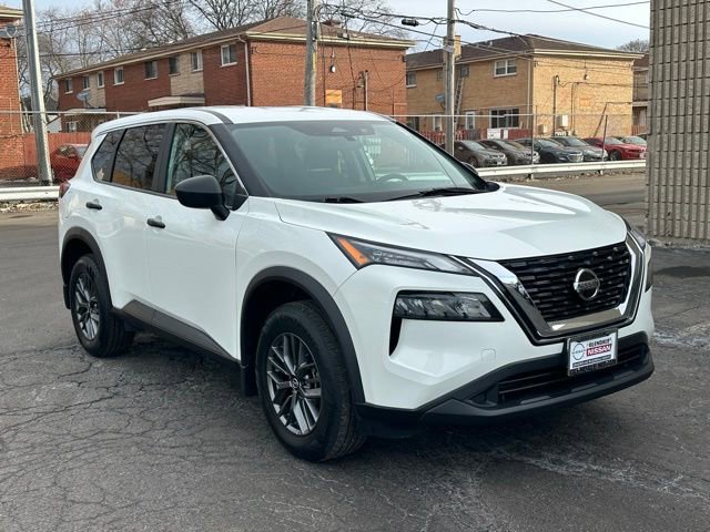 Used 2021 Nissan Rogue S AWD/4WD image 3