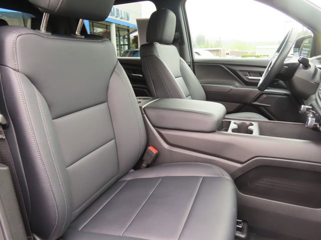 Used 2025 Chevrolet Silverado EV W/T AWD/4WD image 39