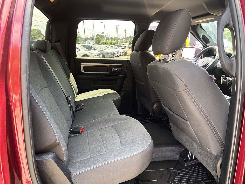 Used 2024 RAM 1500 Classic Warlock AWD/4WD image 18