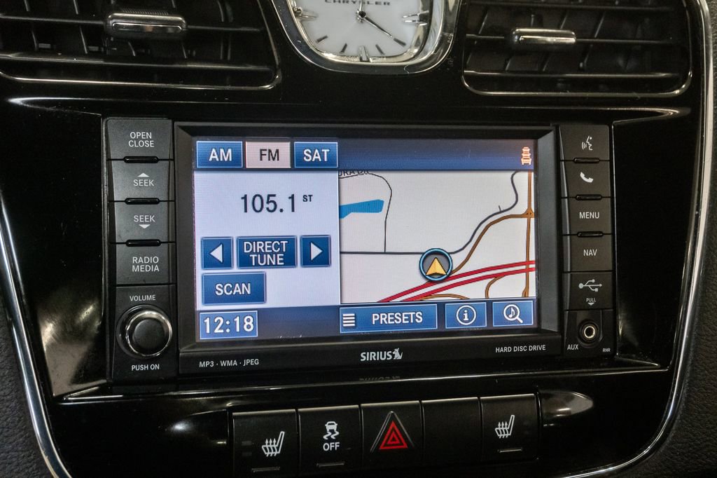 Used 2011 Chrysler 200 Limited FWD image 18