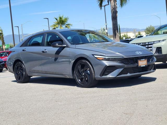 New 2026 Hyundai Elantra Sport FWD image 30