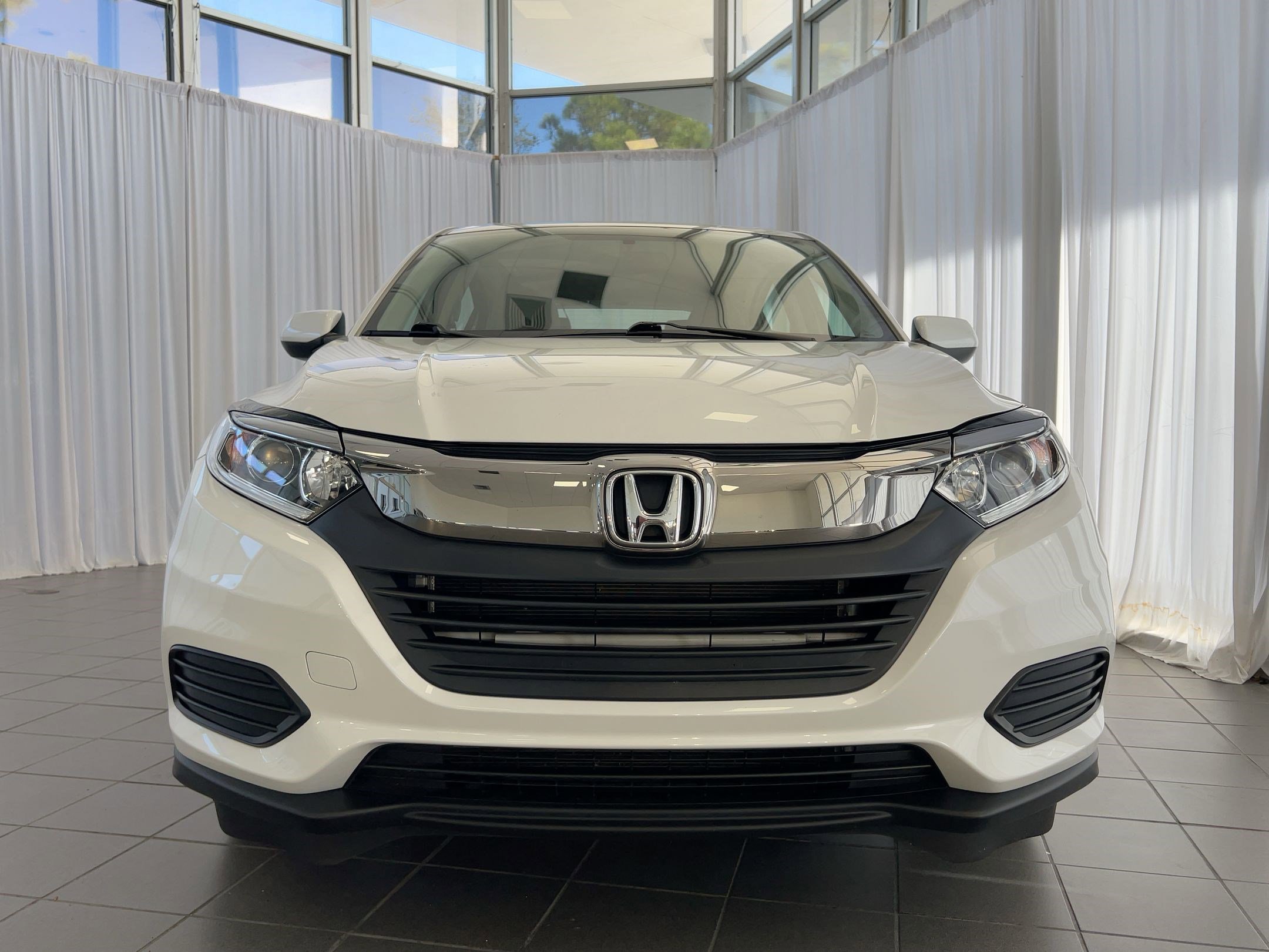 Used 2022 Honda HR-V LX image 6