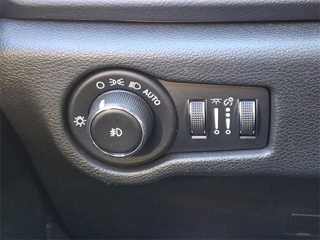 Used 2019 Chrysler Pacifica Touring Plus w/ S Appearance Package image 26