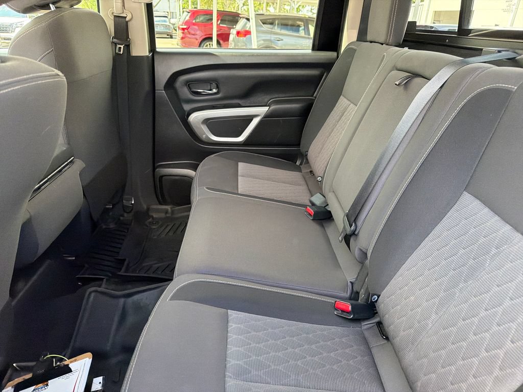 Used 2023 Nissan Titan SV RWD image 30