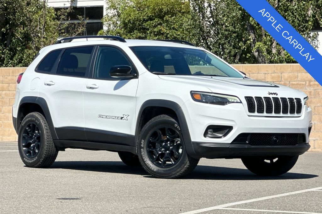 Used 2022 Jeep Cherokee Latitude AWD/4WD image 2