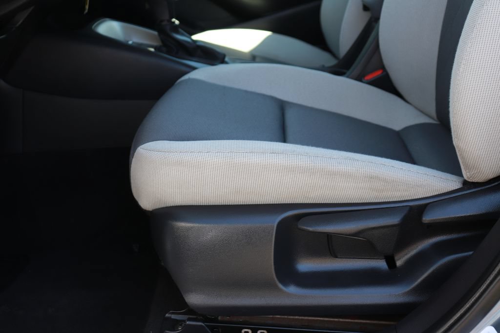 Used 2024 Toyota Corolla LE FWD image 11