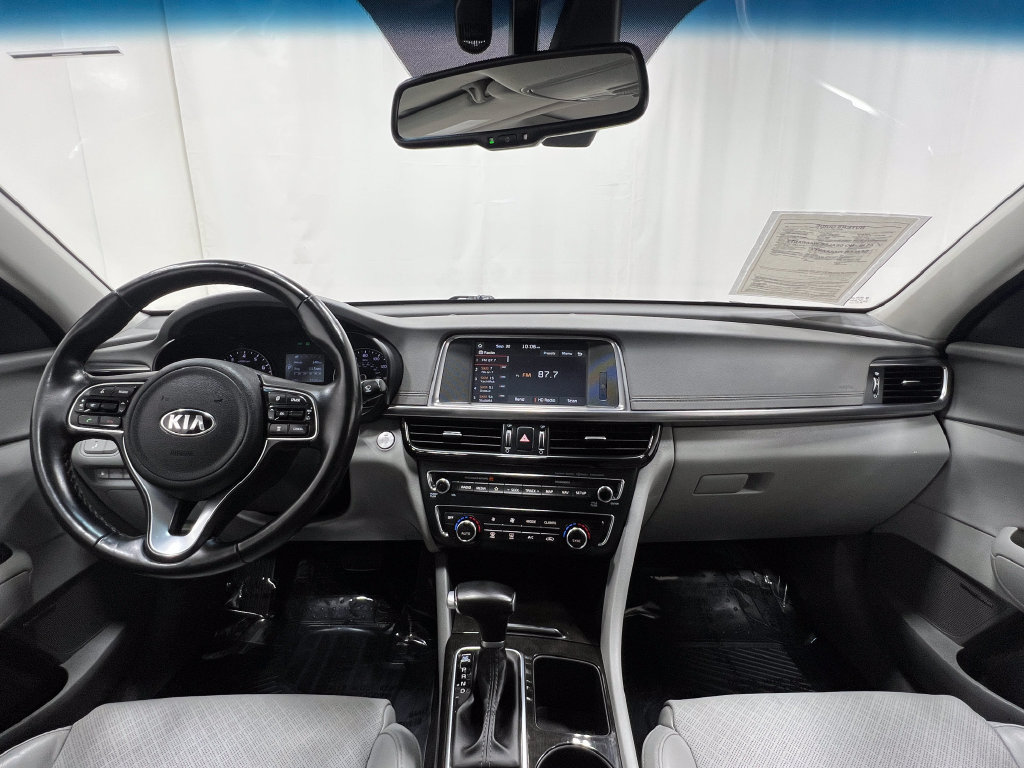 Used 2018 Kia Optima EX w/ Technology Package FWD image 21