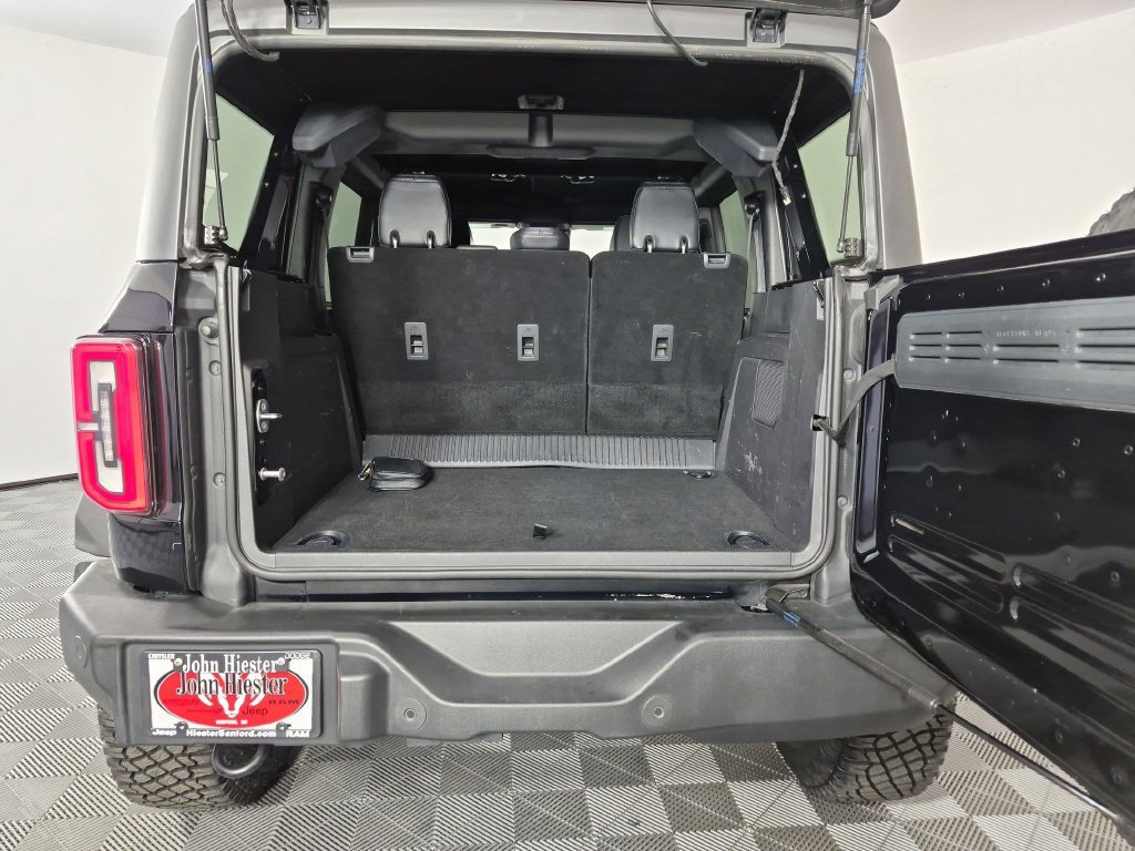 Used 2024 Ford Bronco Wildtrak AWD/4WD image 32