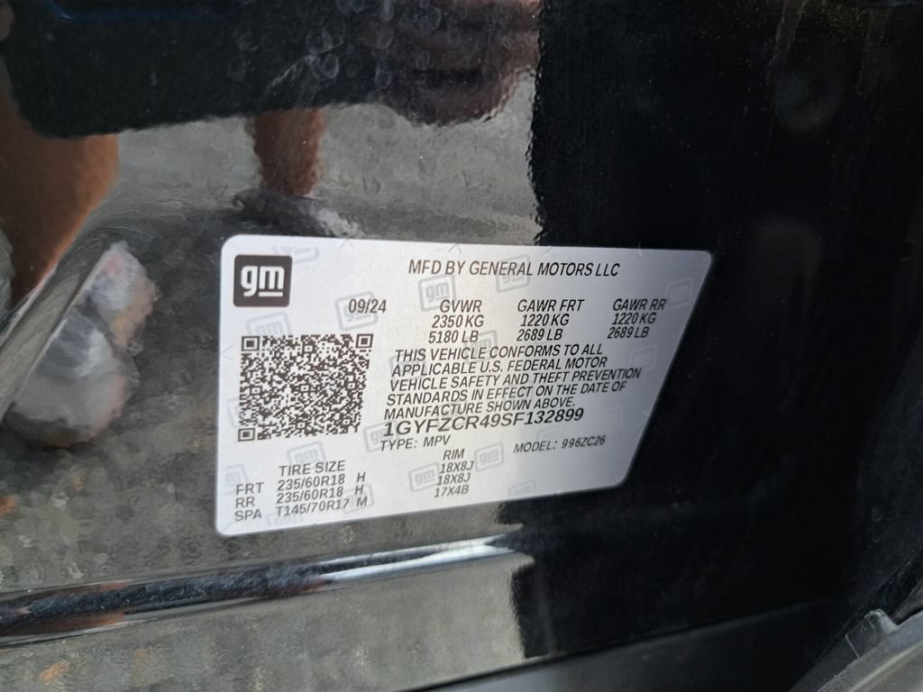 Used 2025 Cadillac XT4 Premium Luxury FWD image 27