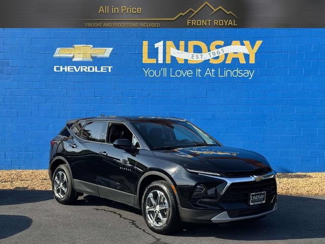 Certified 2025 Chevrolet Blazer LT AWD/4WD image 1