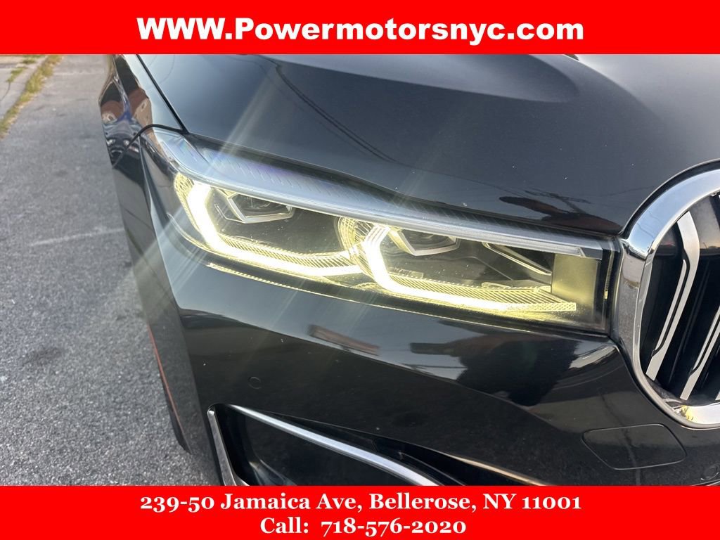Used 2020 BMW 750i xDrive w/ Executive Package image 9