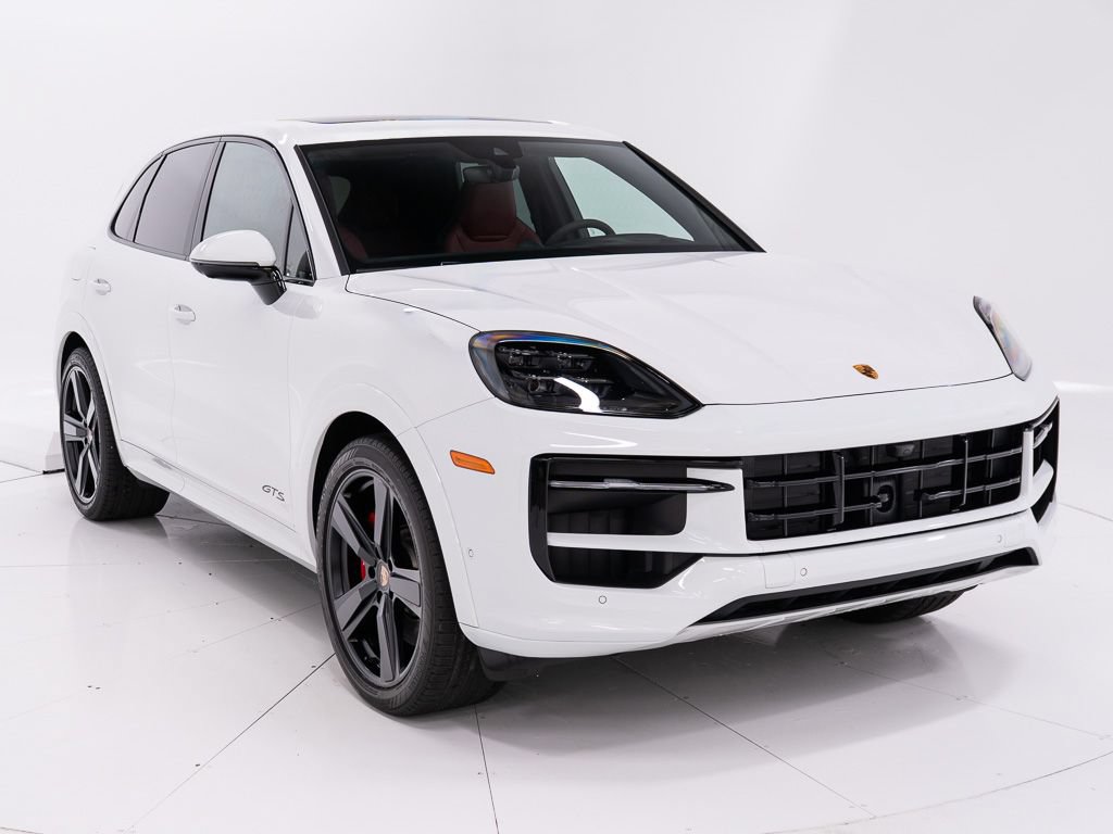 Used 2026 Porsche Cayenne GTS AWD/4WD image 7