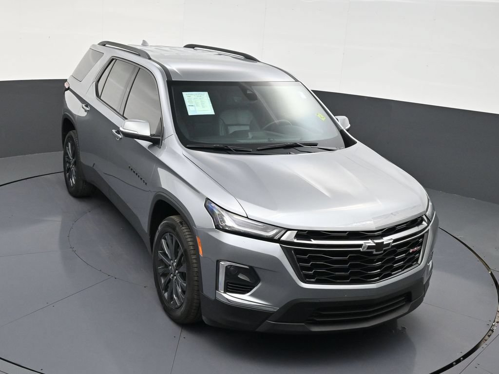 Used 2023 Chevrolet Traverse RS FWD image 15