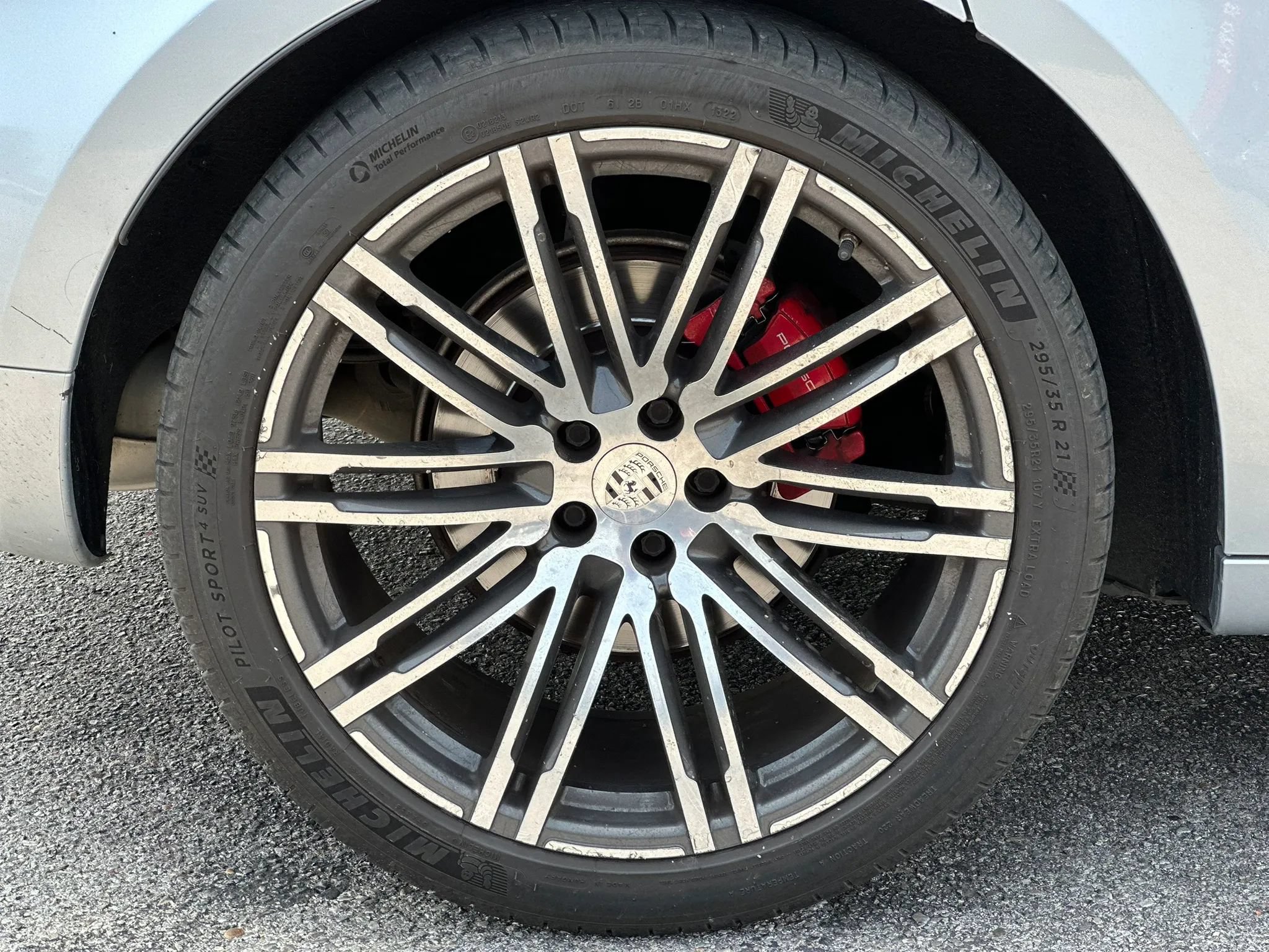 Used 2017 Porsche Macan GTS AWD/4WD image 27