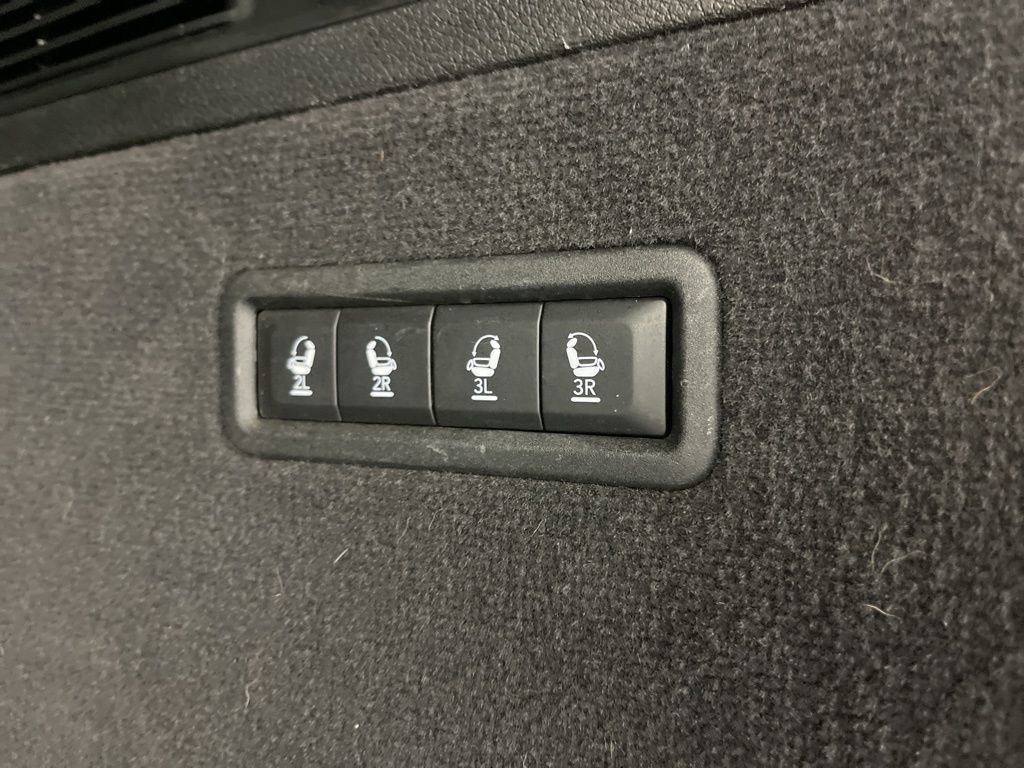 Used 2023 Jeep Grand Wagoneer Series II w/ Flexible Seating Group image 12