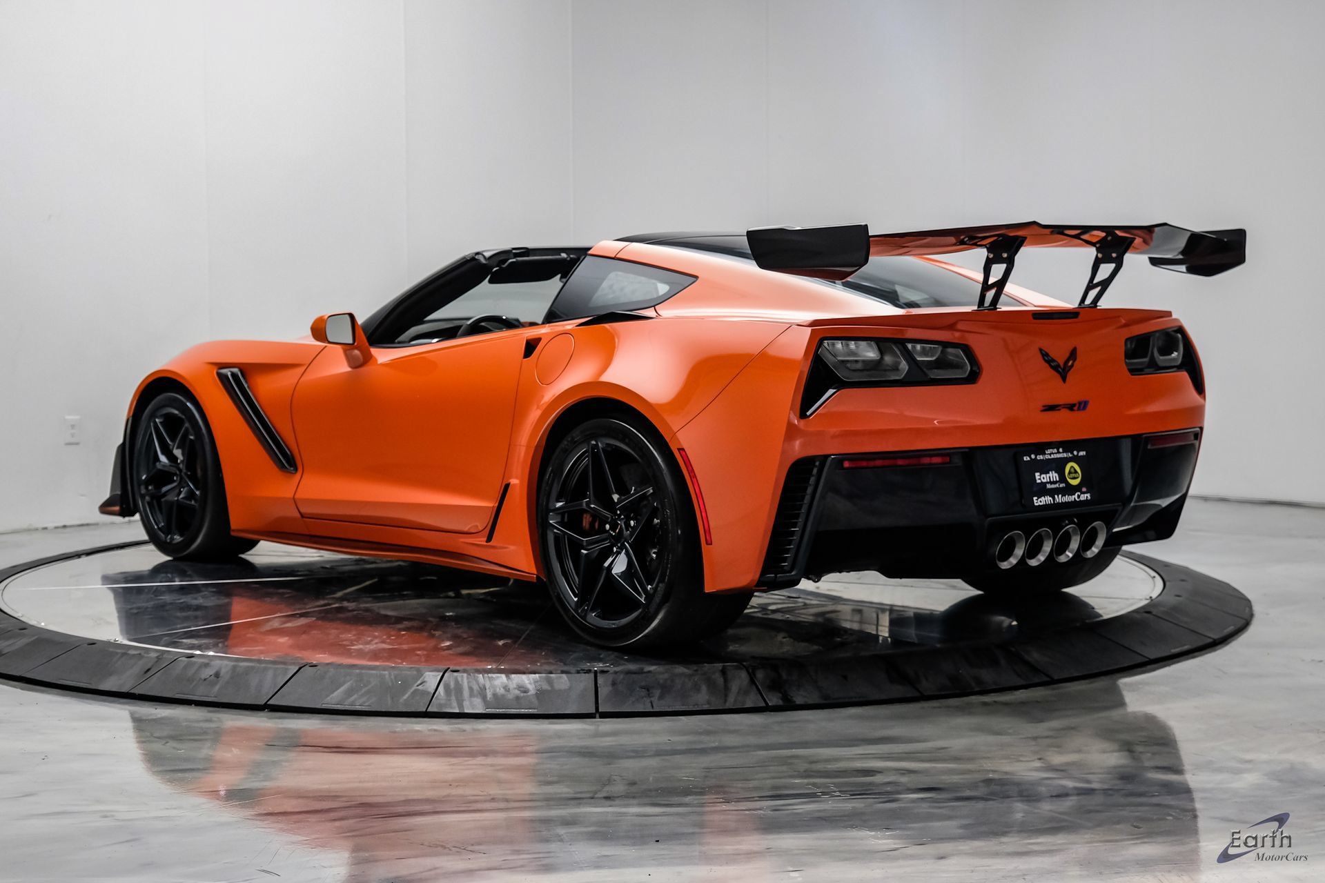 Used 2019 Chevrolet Corvette ZR1 RWD image 11