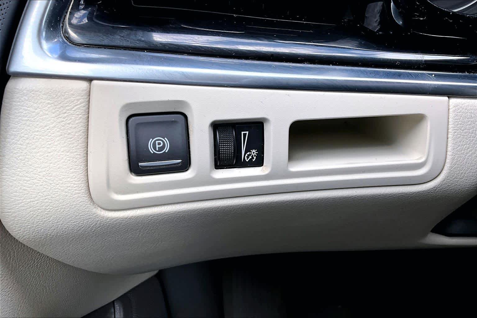Used 2021 Cadillac XT6 Premium Luxury FWD image 34