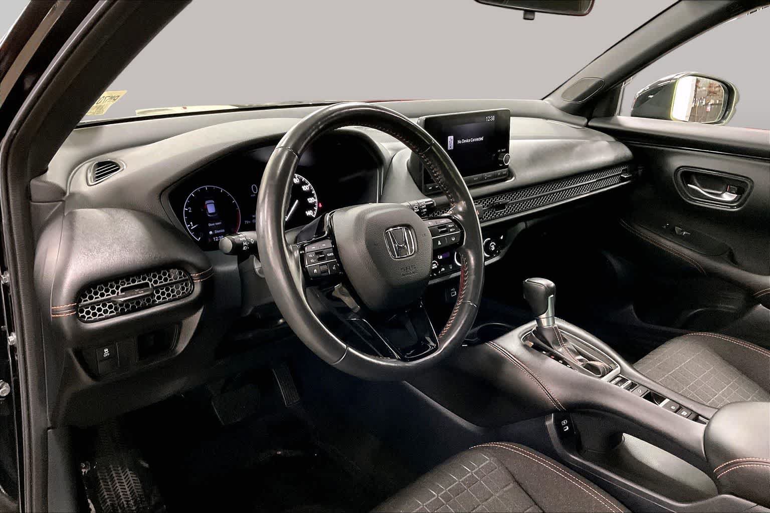 Used 2024 Honda HR-V Sport image 17