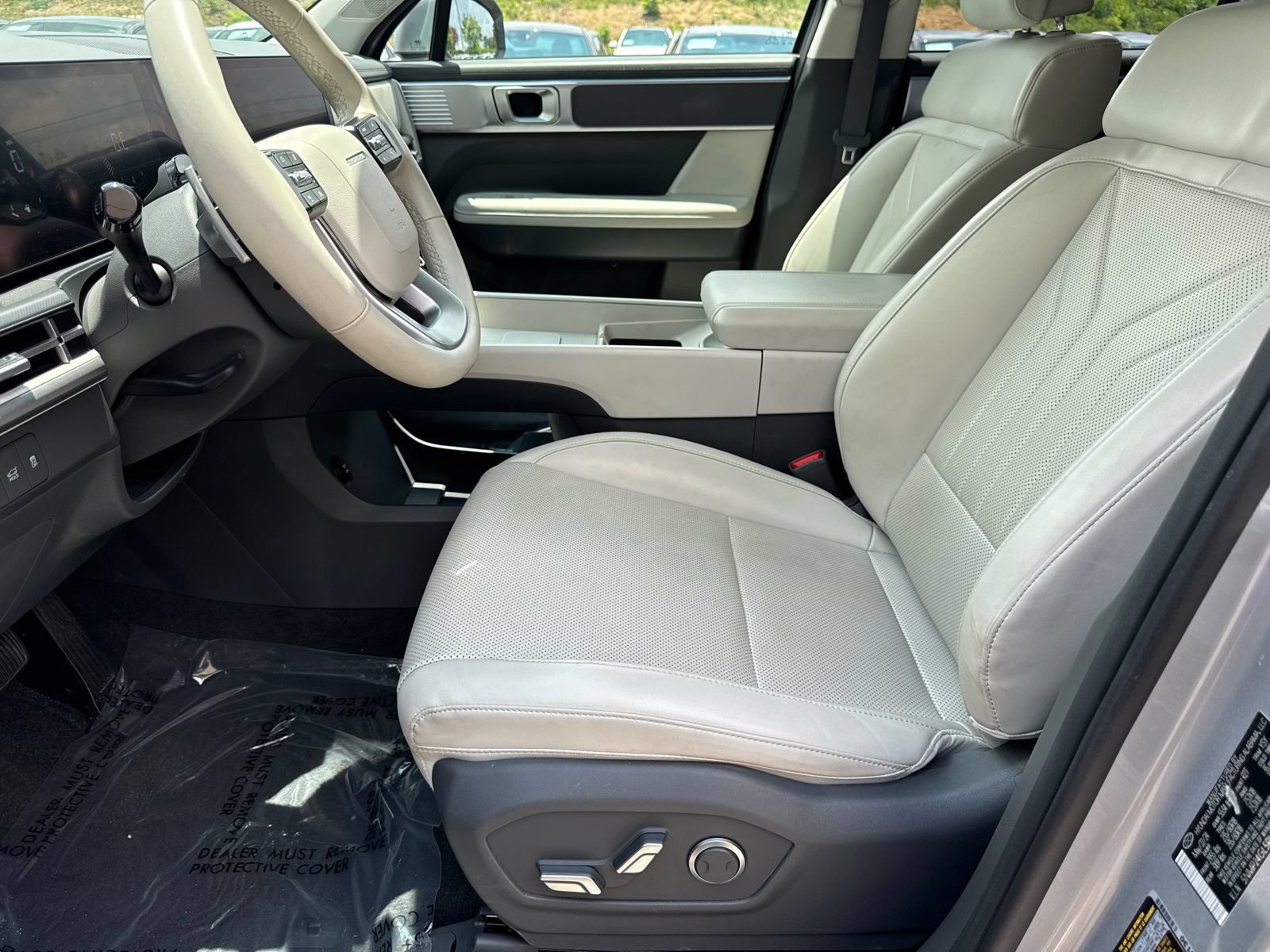 Certified 2024 Hyundai Santa Fe SEL FWD image 9