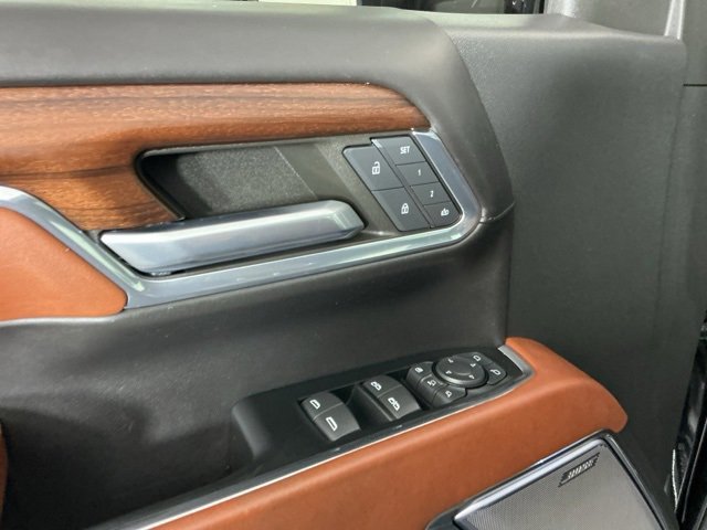 Used 2024 GMC Sierra 3500 Denali Ultimate image 16