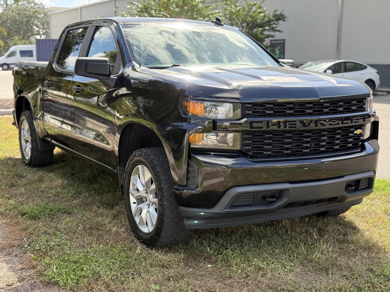 Used 2021 Chevrolet Silverado 1500 Custom image 9