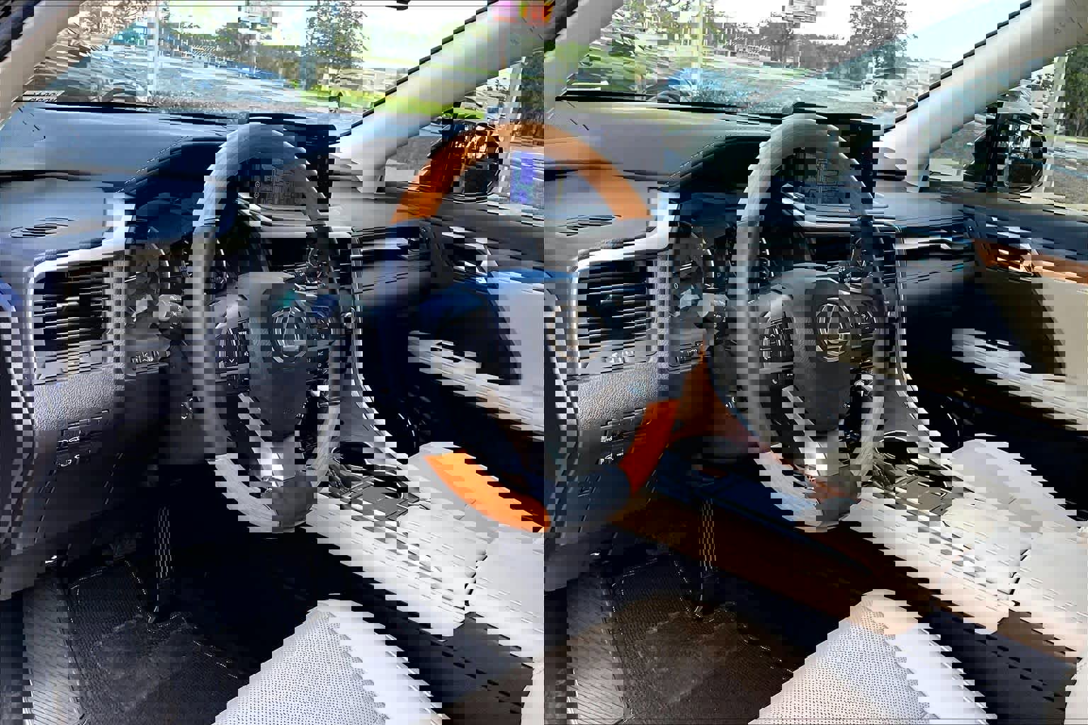 Used 2021 Lexus RX 350 FWD w/ Premium Package image 18