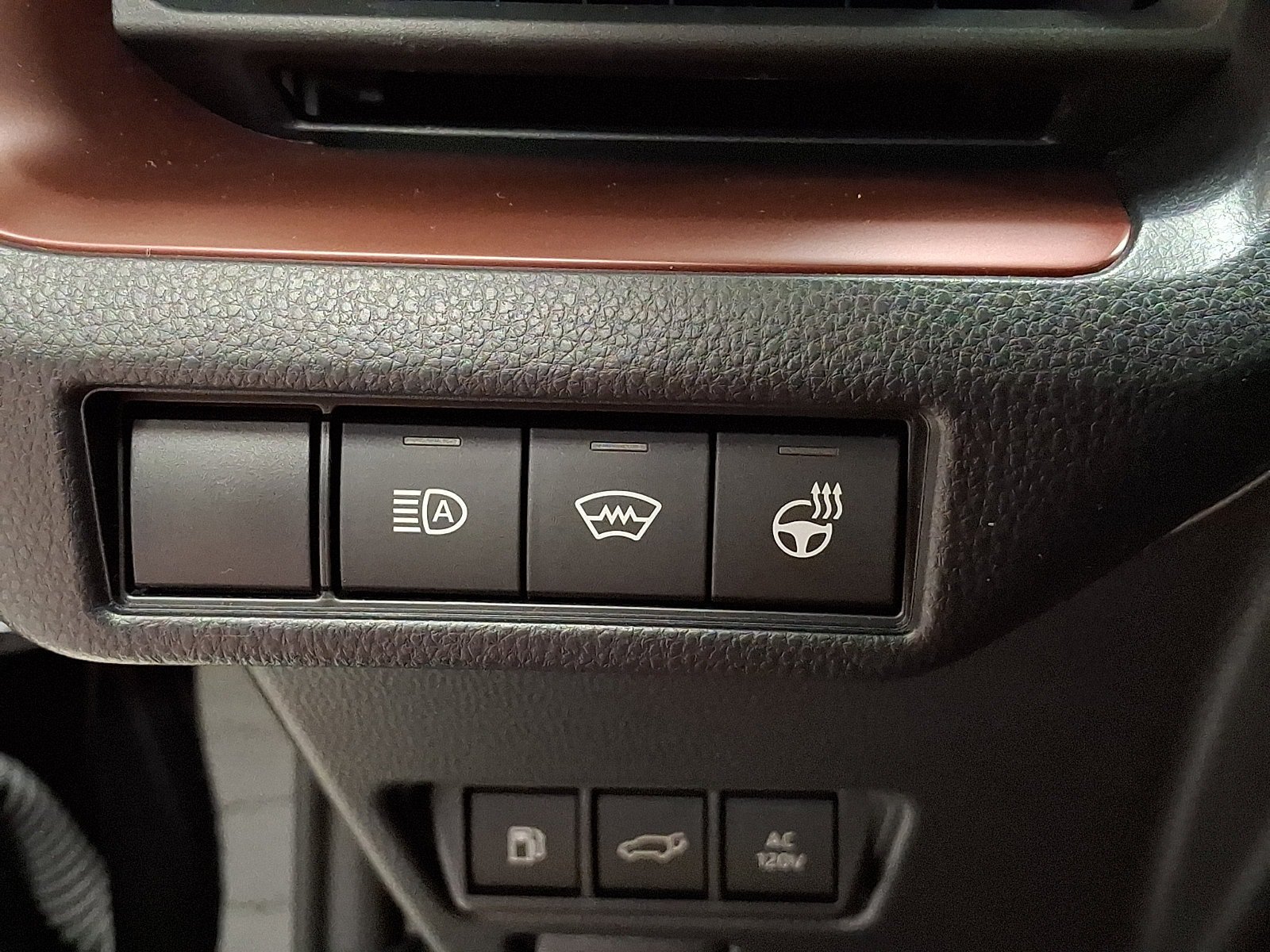 New 2024 Toyota Prius Prime Premium FWD image 24